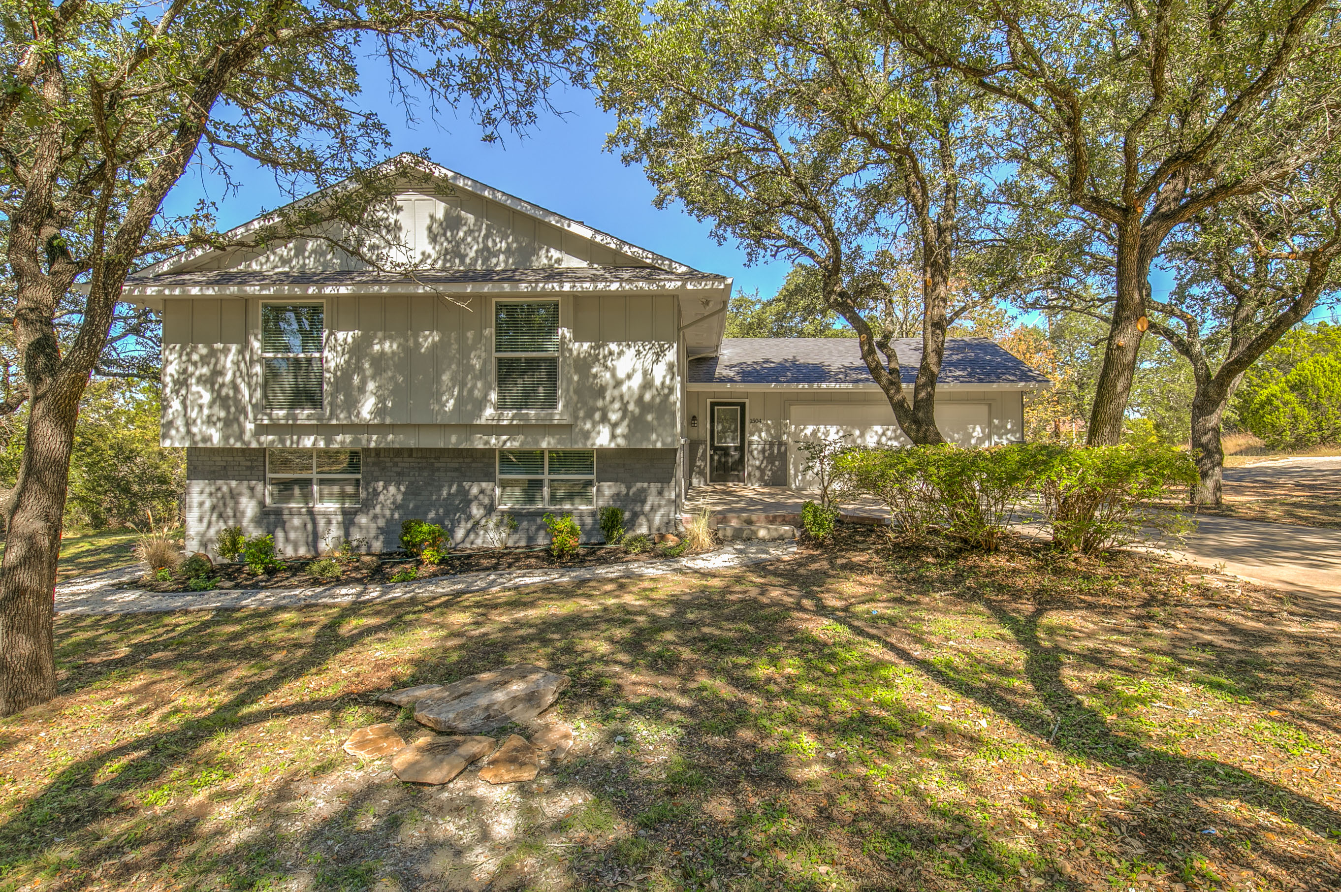 1504-Anaconda-Court-4